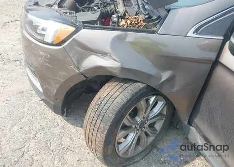 2019 Ford Edge Titanium z USA, uszkodzony, nr VIN 2FMPK3K9XKBC37503